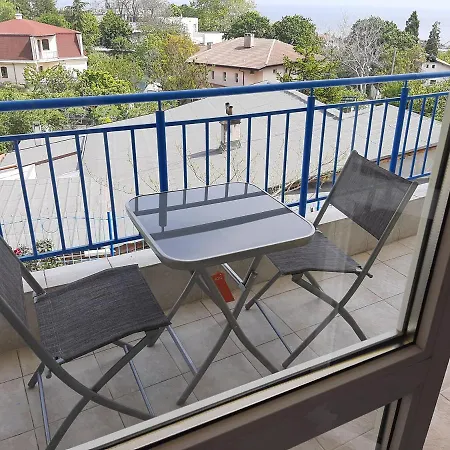 ивановино - лайт хаус Apartament Warna